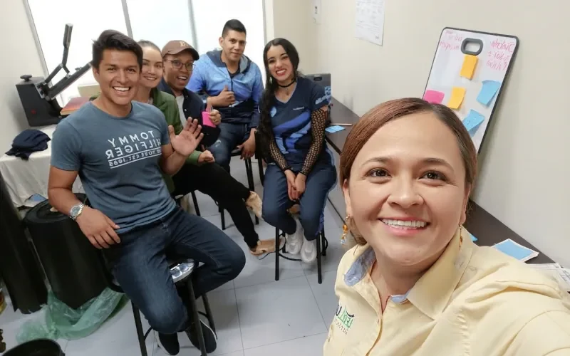 Level Up Skills - VIVID PRINT SERVICES Y KLZ DEPORTES 2